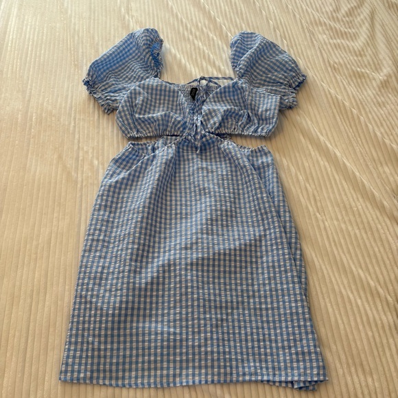 H&M Blue Gingham Cut-Out Mini Dress Puff Sleeve Tie Back Summer Dress Size M - Picture 2 of 7